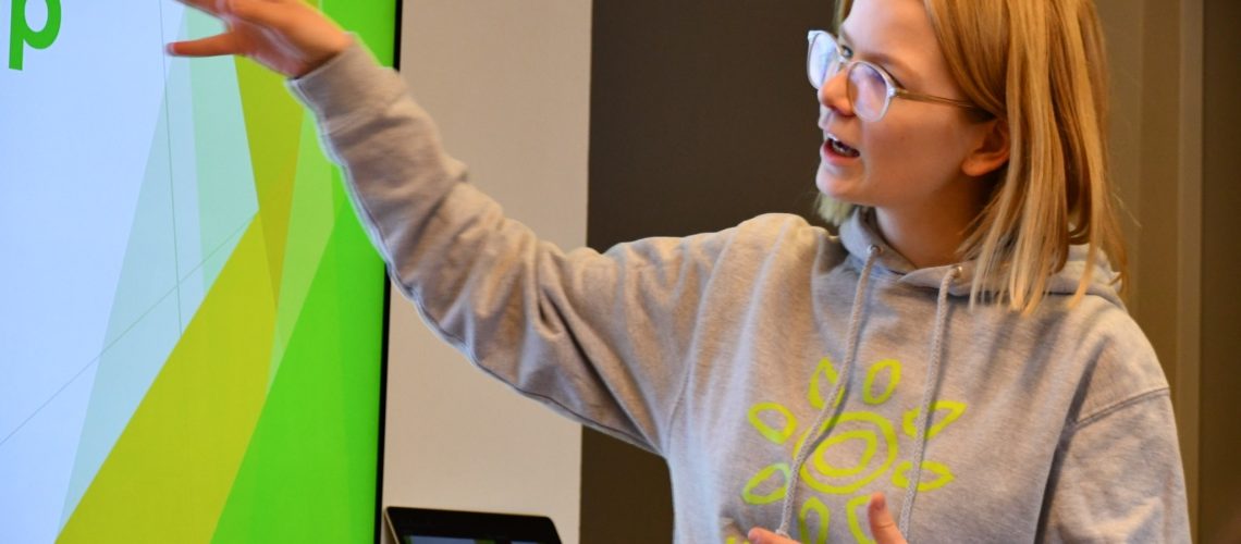 Rebecka föreläser 25